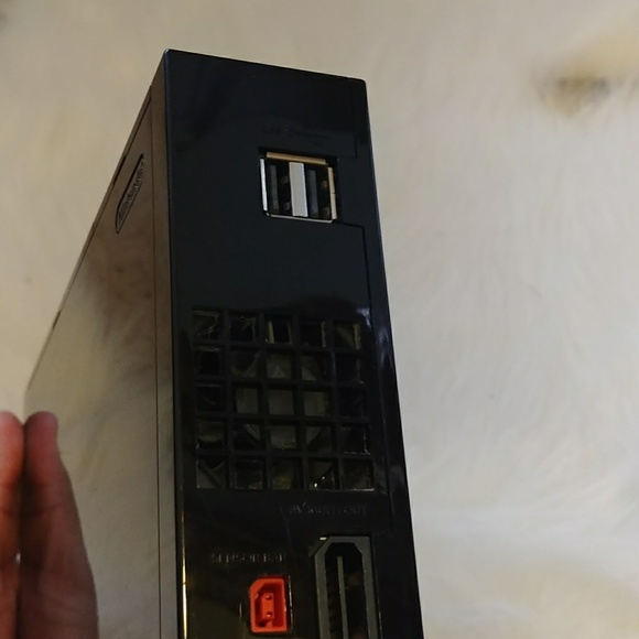 Wii(8 games included) - Picture 2 of 4